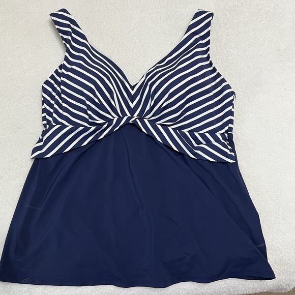 Land’s End Tankini Top Sz 18 Blue/White Stripe Soft Cup Nautical - Picture 1 of 3